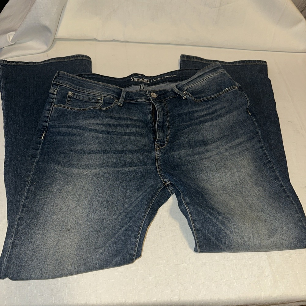 Signature by Levi Strauss & Co. Modern Boot Cut Jeans Women's 16S 33x30 Mid Rise
